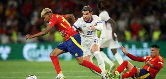 دوري الأبطال سيعود للديار.. نجم برشلونة يصرّح بجُرأة بعد بلوغه 18 عامًا