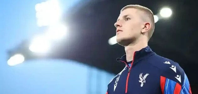 ليفربول يحقق تقدمًا جديدًا في سوق الانتقالات بعد أن حسم آدم وارتون قراره بشأن الانضمام